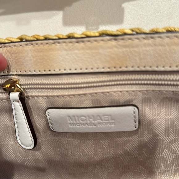 Michael Kors basket weave bag - Picture 6 of 7